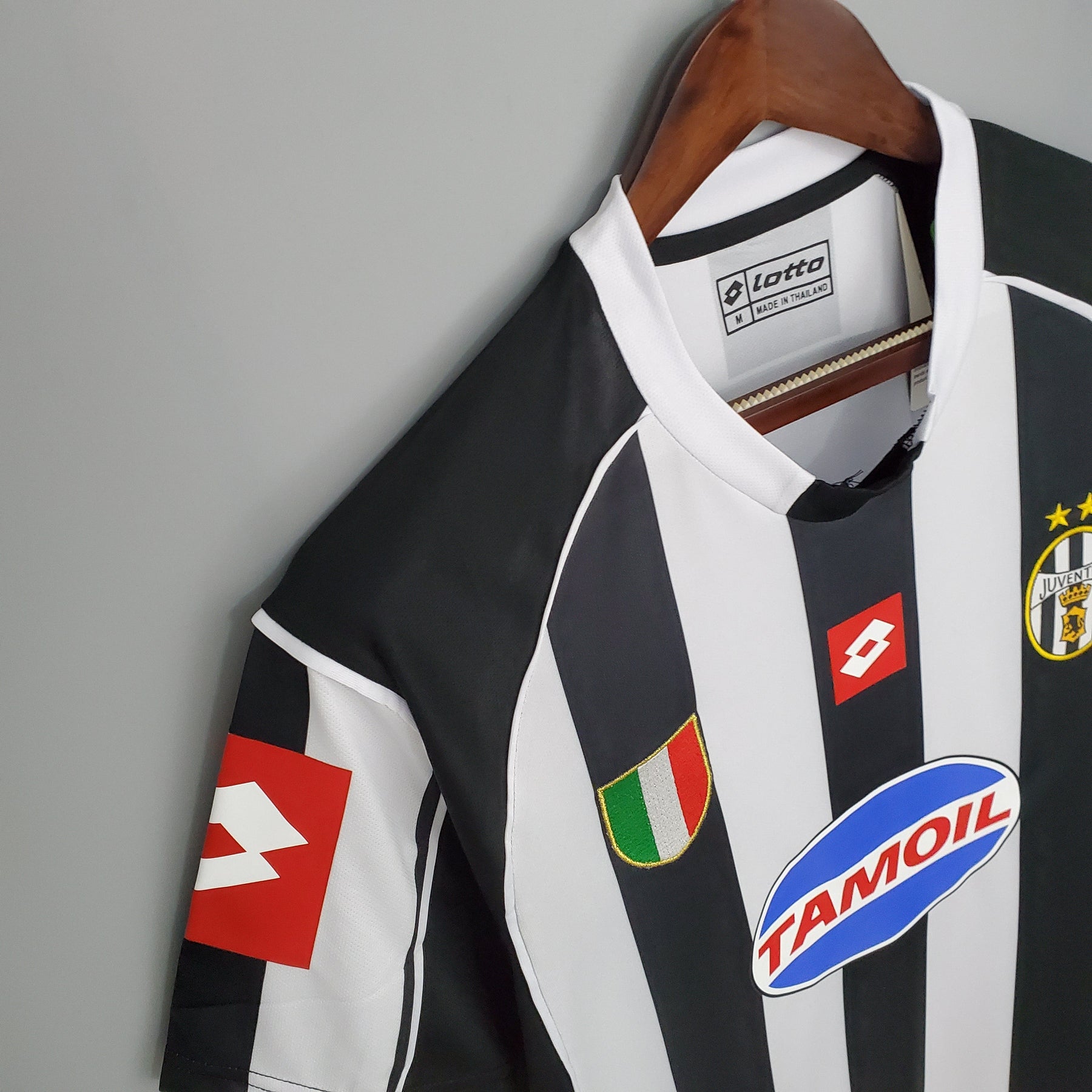 Juventus Home Jersey 02/03 - Retro Version