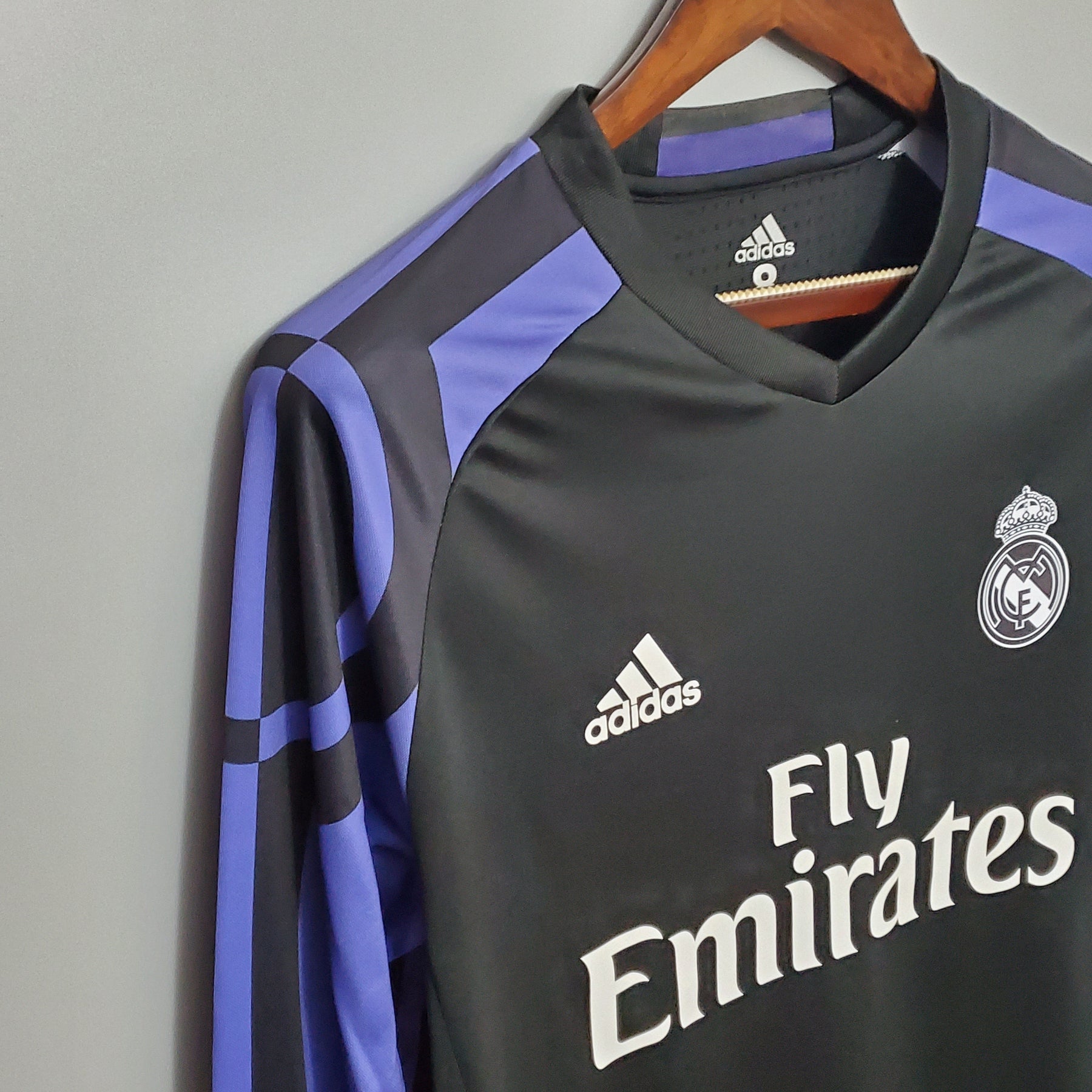 Real Madrid III 15/16 Jersey - Long Sleeve Retro Version