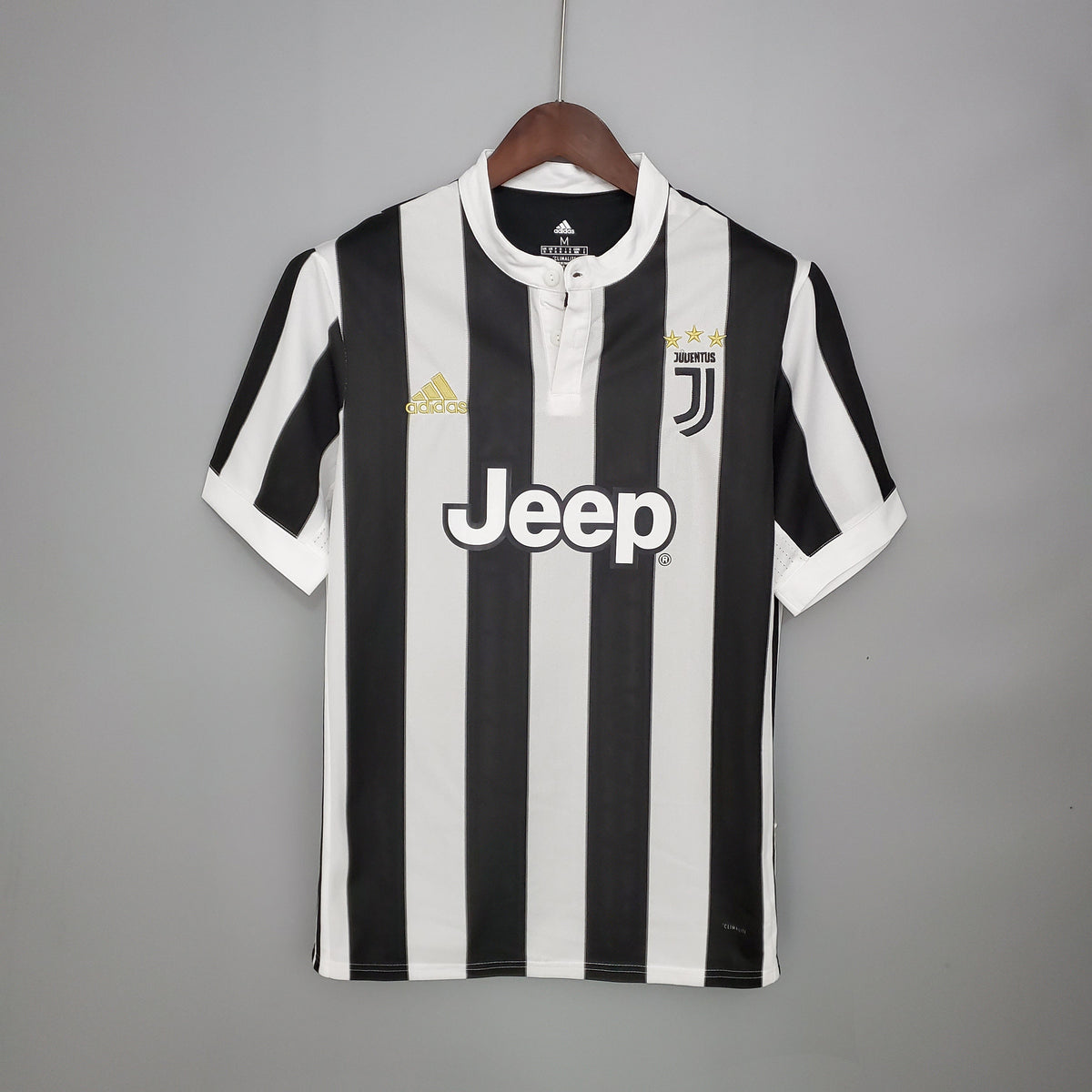 Juventus Home Shirt 17/18 - Retro Version