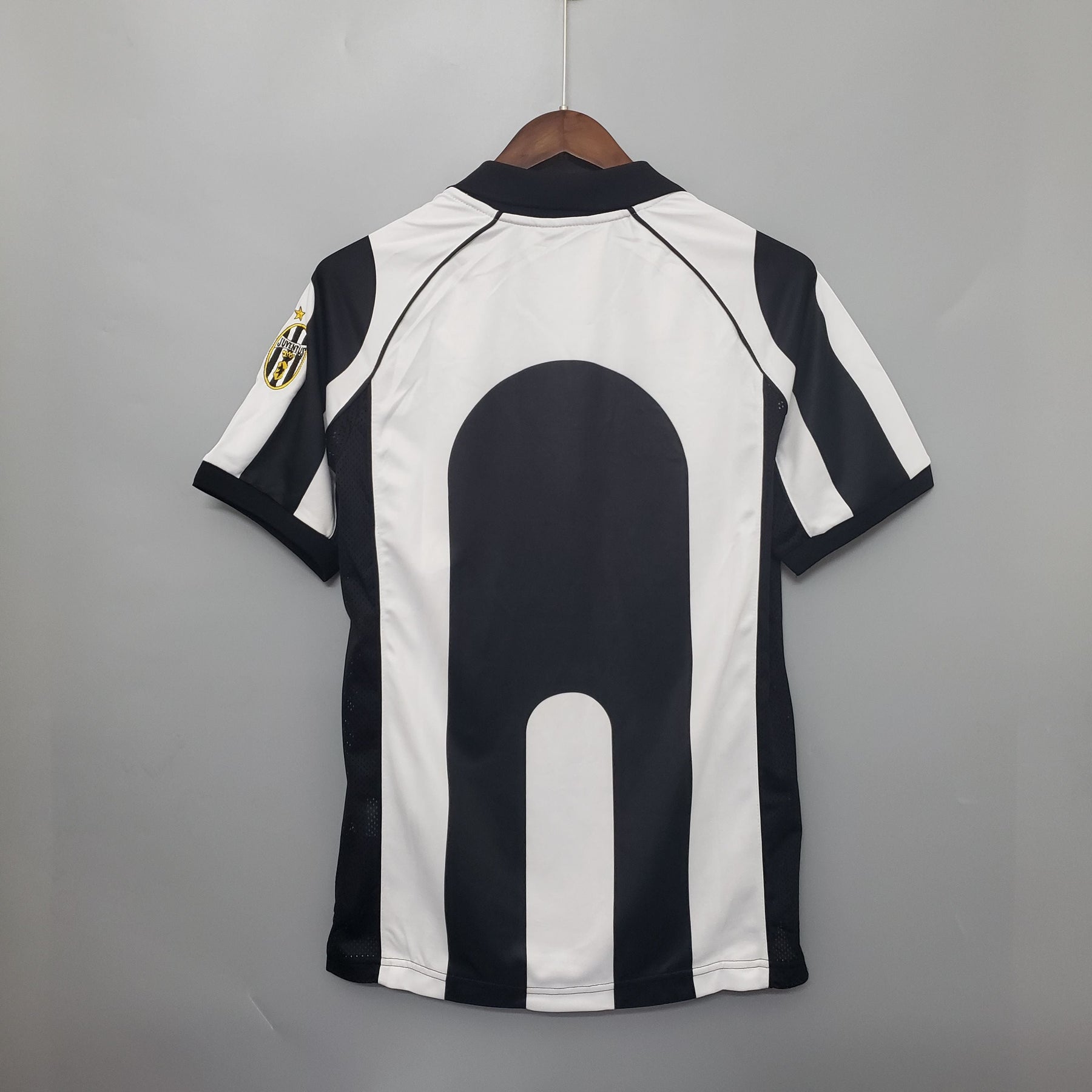 Juventus Home Jersey 97/98 - Retro Version