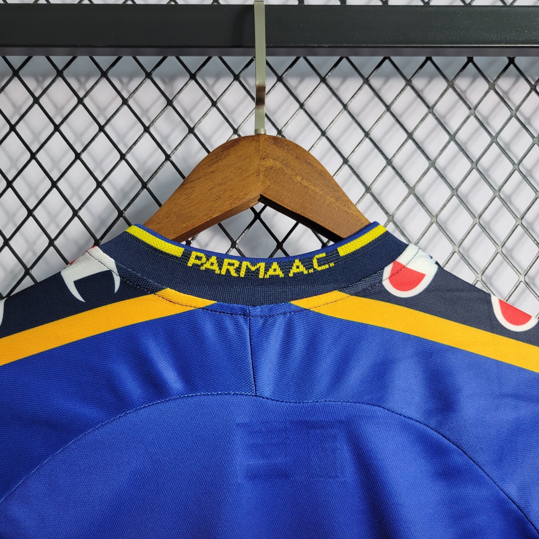 Parma Home Jersey 01/02 - Retro Version