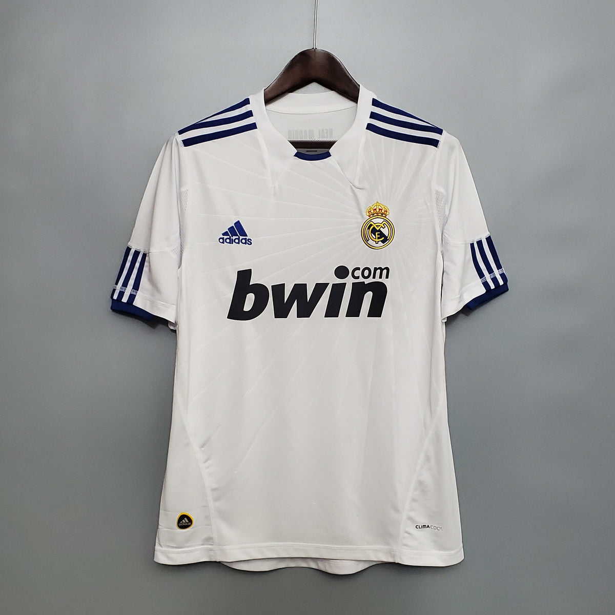 Real Madrid Home Shirt 10/11 - Retro Version