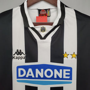 Juventus Home Jersey 94/95 - Retro Version