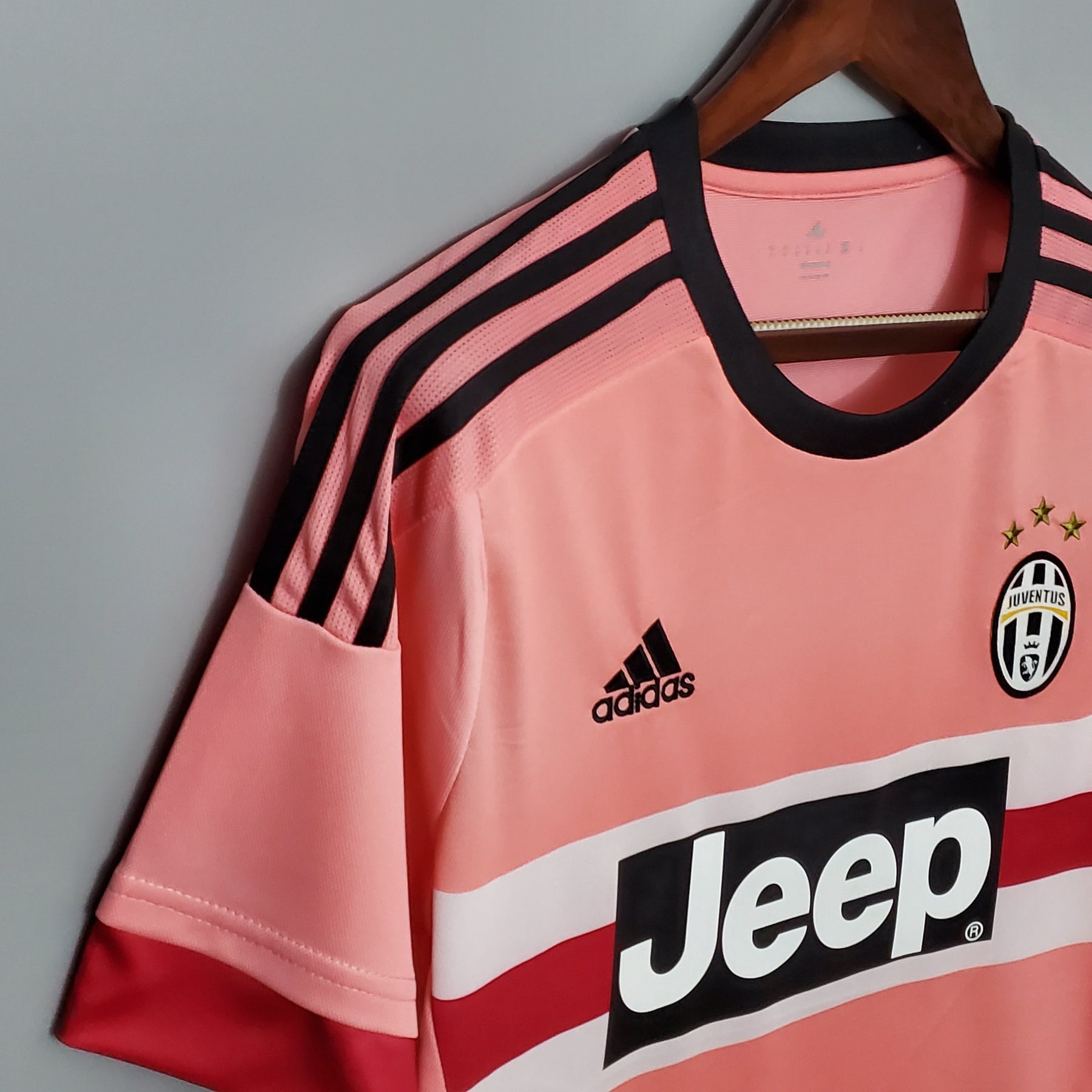 Juventus Reserve Jersey 15/16 - Retro Version