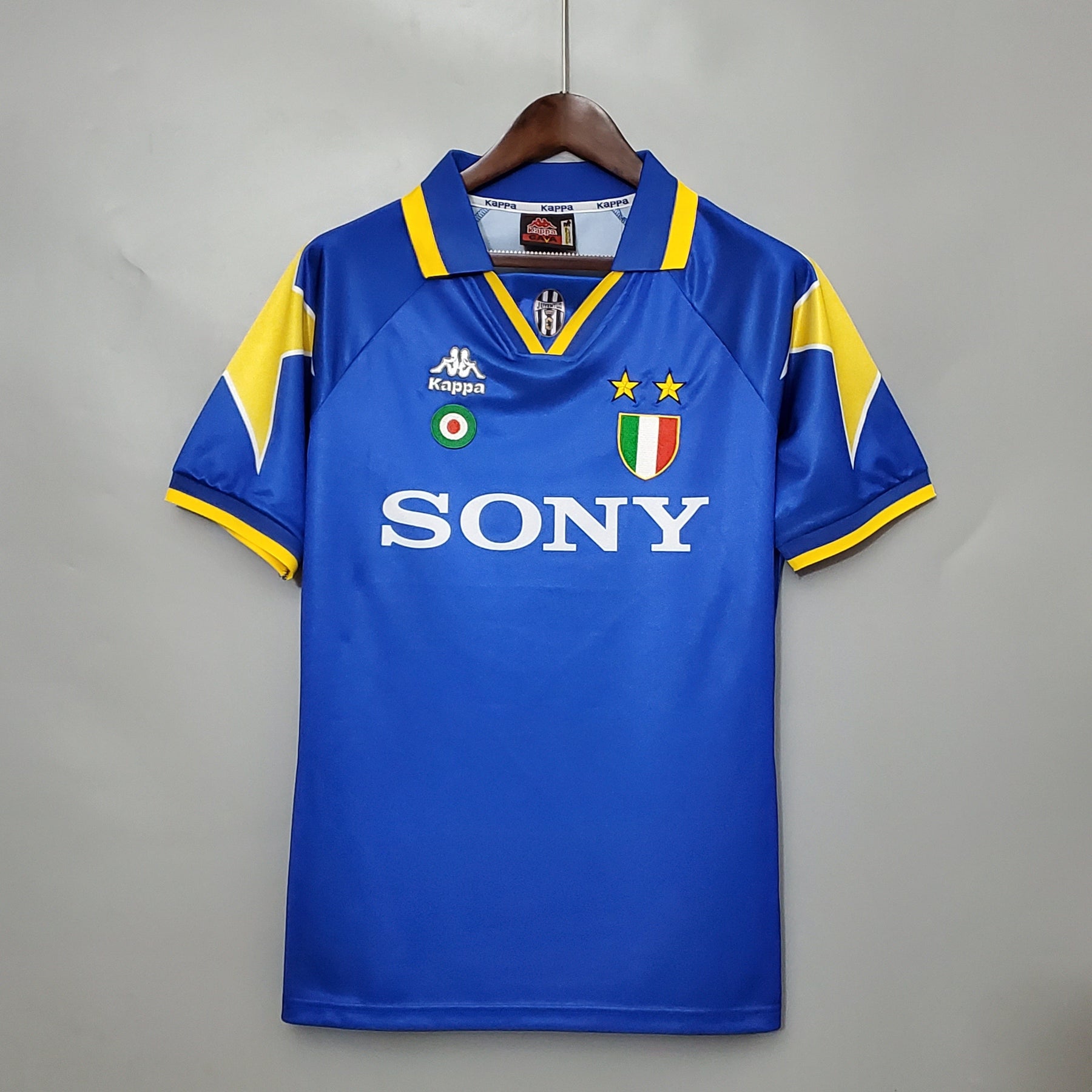 Juventus Away Shirt 95/97 - Retro Version