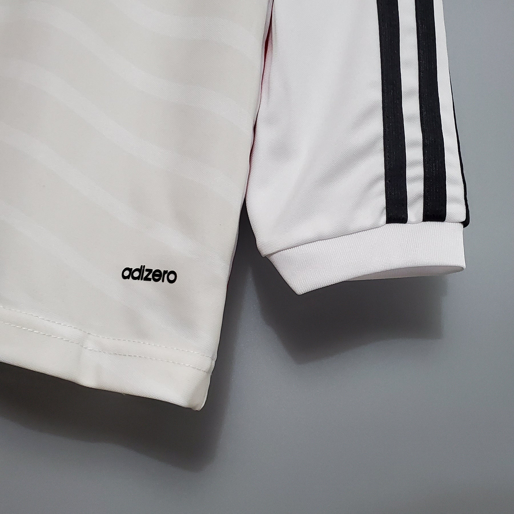 Real Madrid Home Jersey 14/15 - Long Sleeve Retro Version