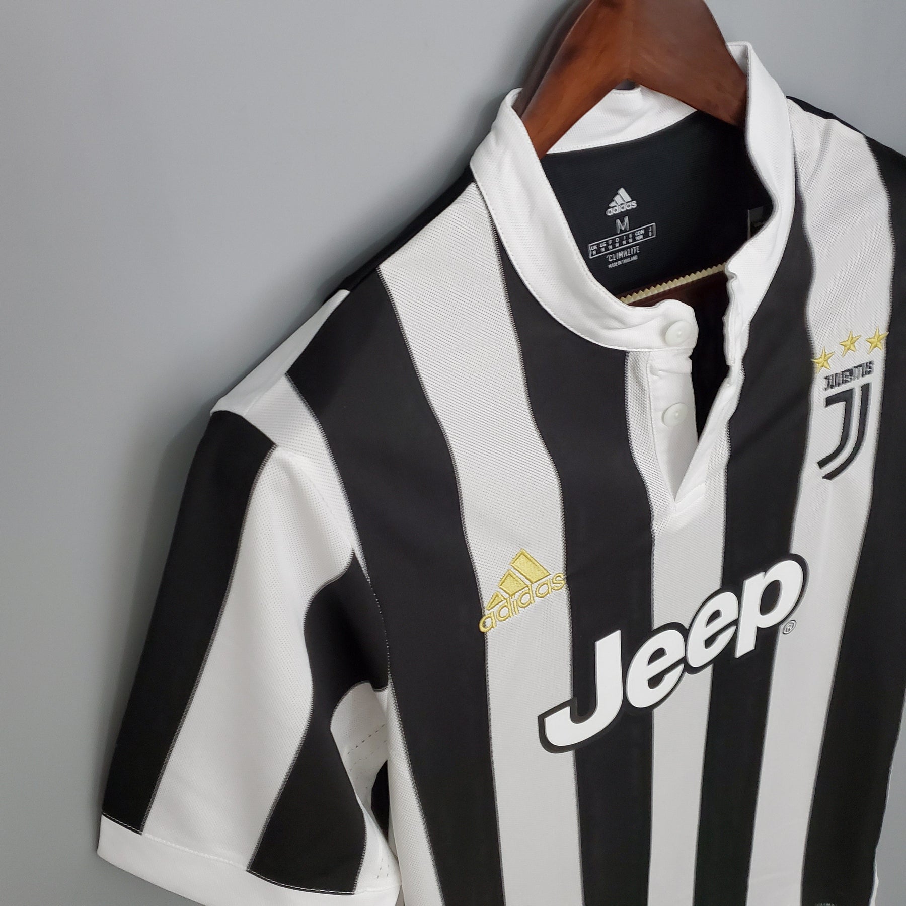 Juventus Home Jersey 17/18 - Retro Version