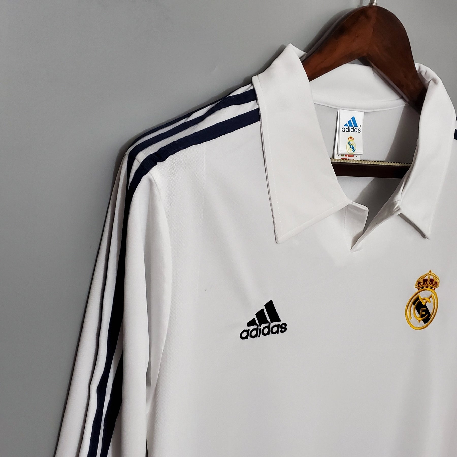 Real Madrid Home Shirt 2002 - Retro Version Long Sleeve