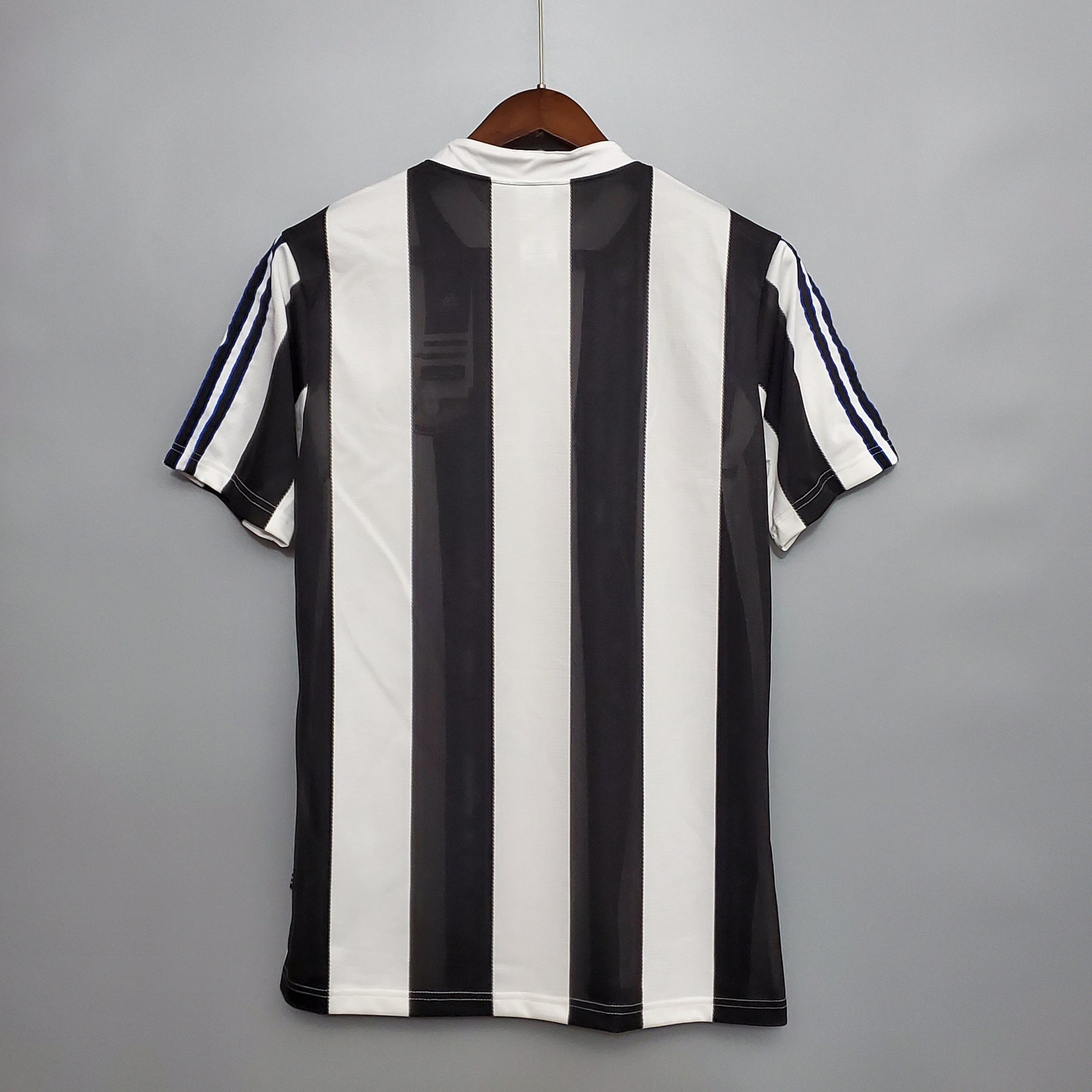 Newcastle Home Jersey 95/97 - Retro Version