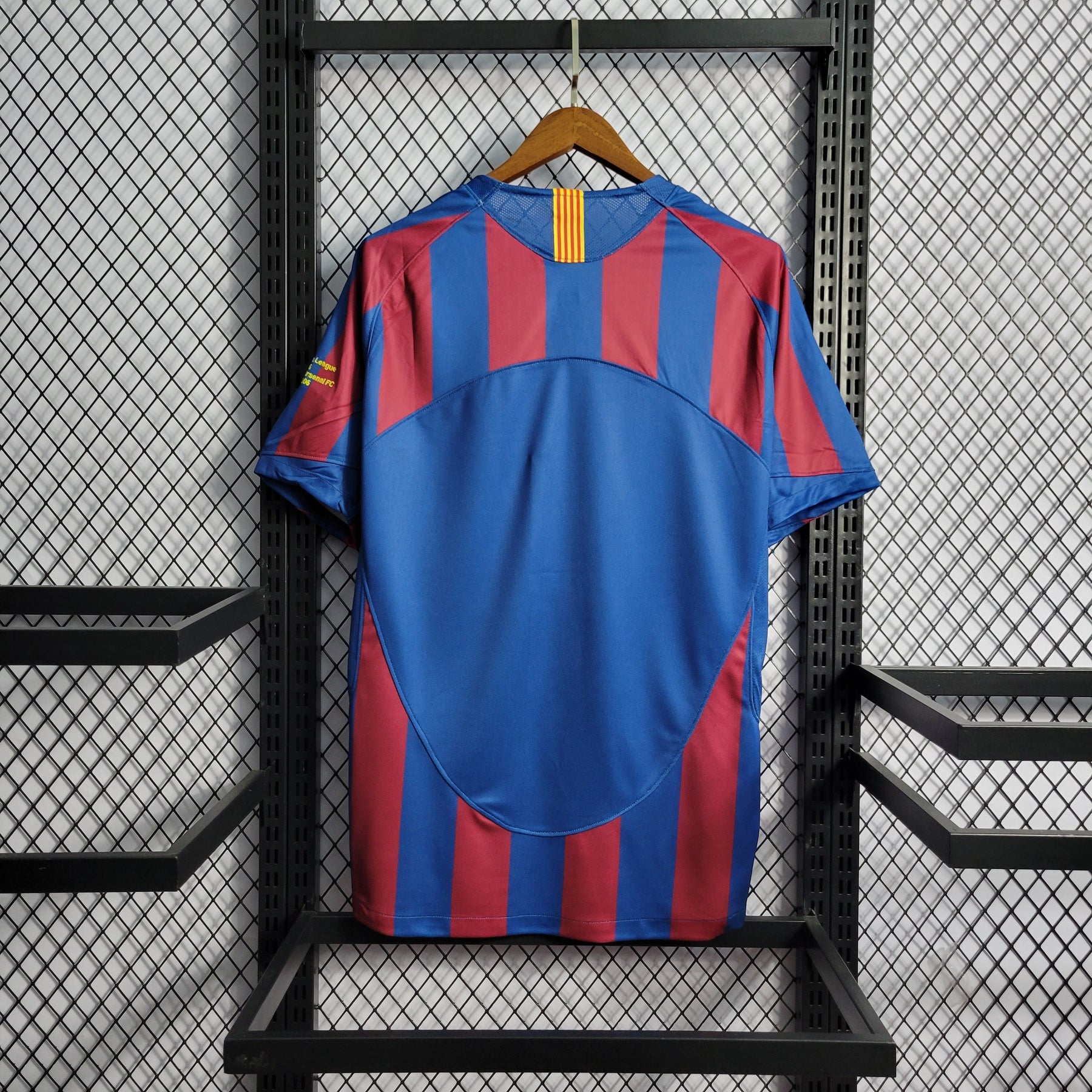 Barcelona Home Shirt 2006 - Retro Version