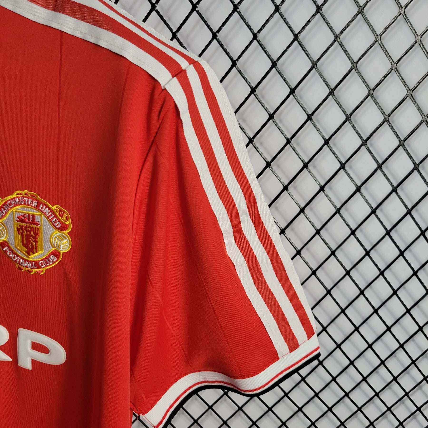 Manchester United Home Shirt 1984 - Retro Version