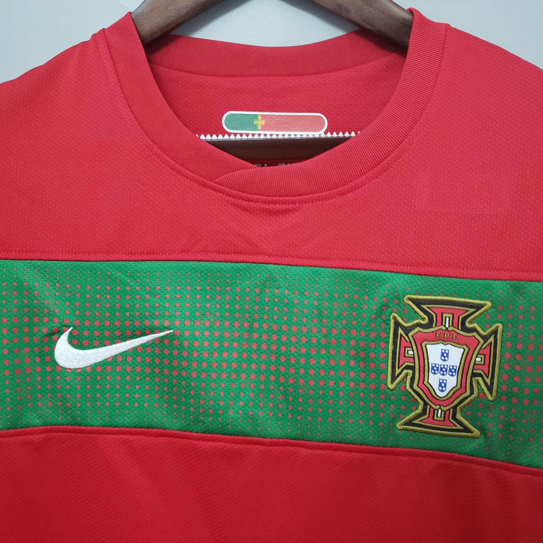 Portugal Home Shirt 2010 - Retro Version