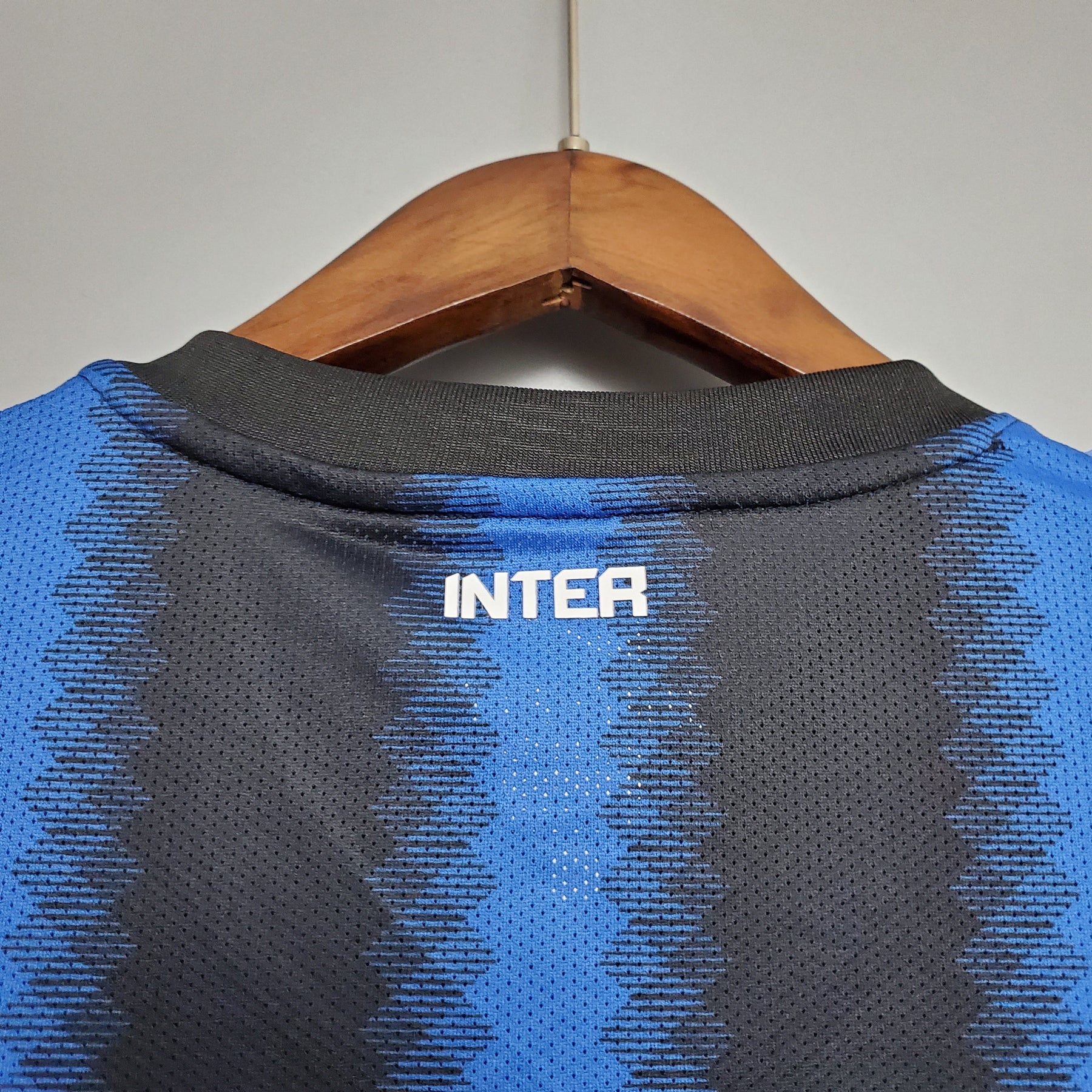 Inter Milan Home Shirt 10/11 - Retro Version Long Sleeve