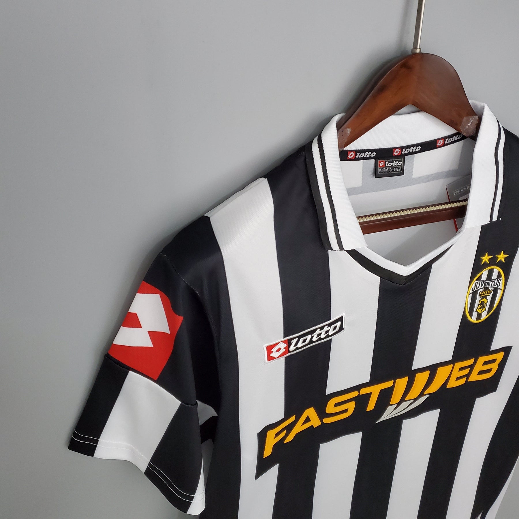 Juventus Home Jersey 01/02 - Retro Version