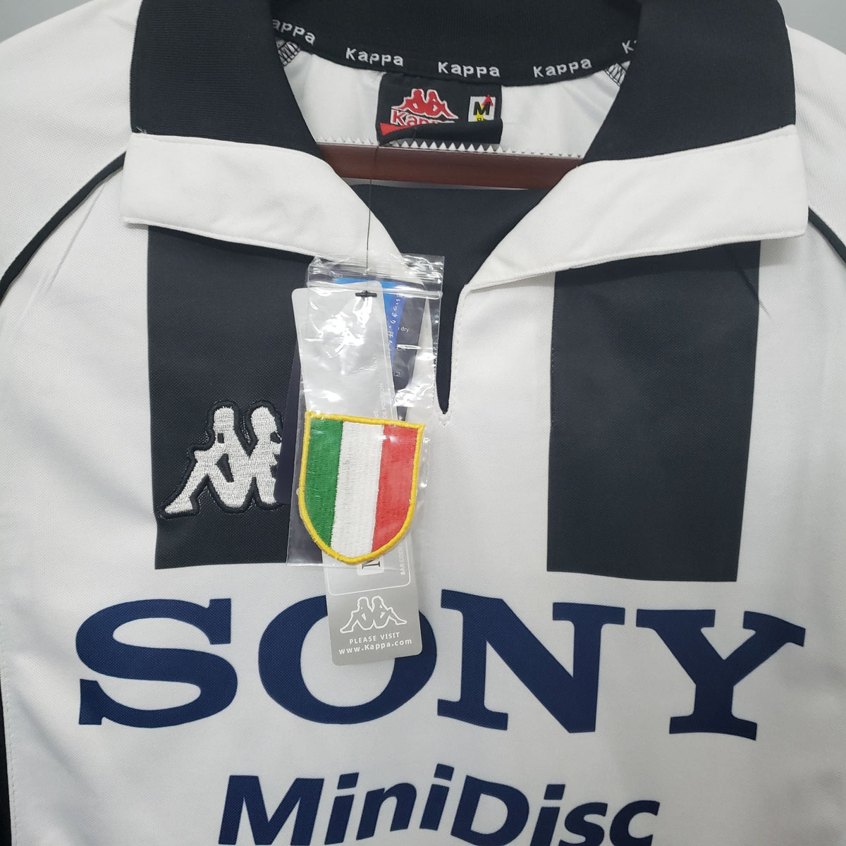 Juventus Home Jersey 97/98 - Retro Version