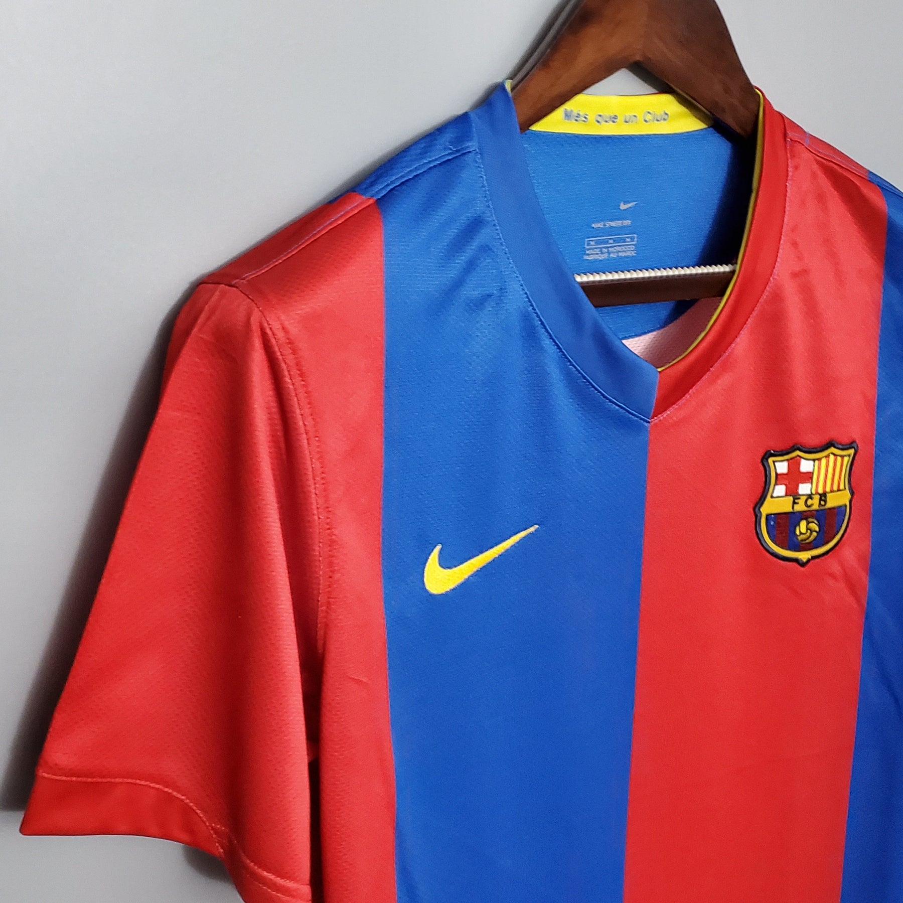 Barcelona Home Jersey 06/07 - Retro Version