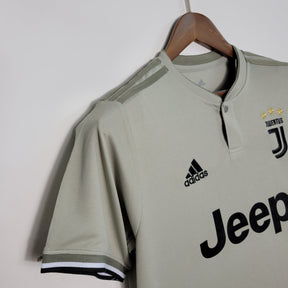 Juventus Reserve Jersey 18/19 - Retro Version